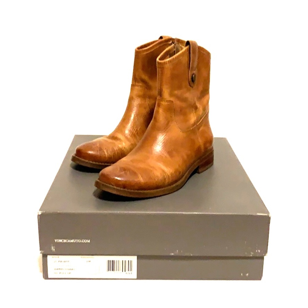 Vince Camuto short boots